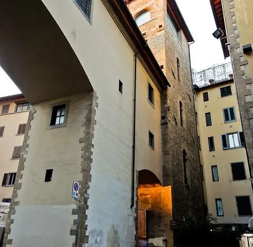 アパート Ponte Vecchio Tower