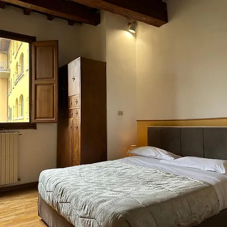شقة Ponte Vecchio Tower
