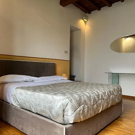 Ponte Vecchio Tower شقة *